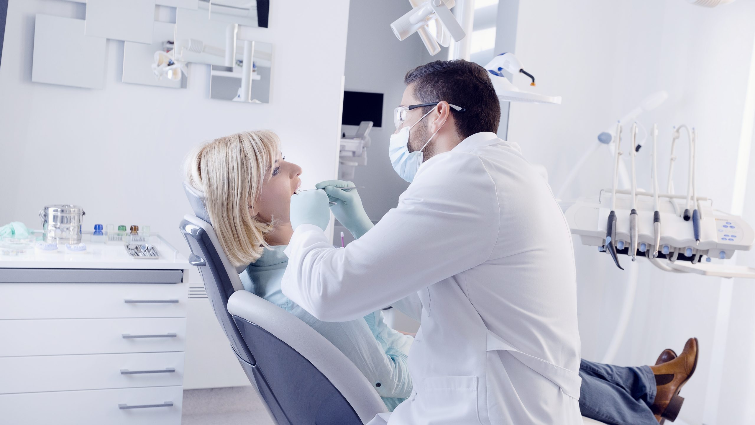 Dentist in La Villa, TX